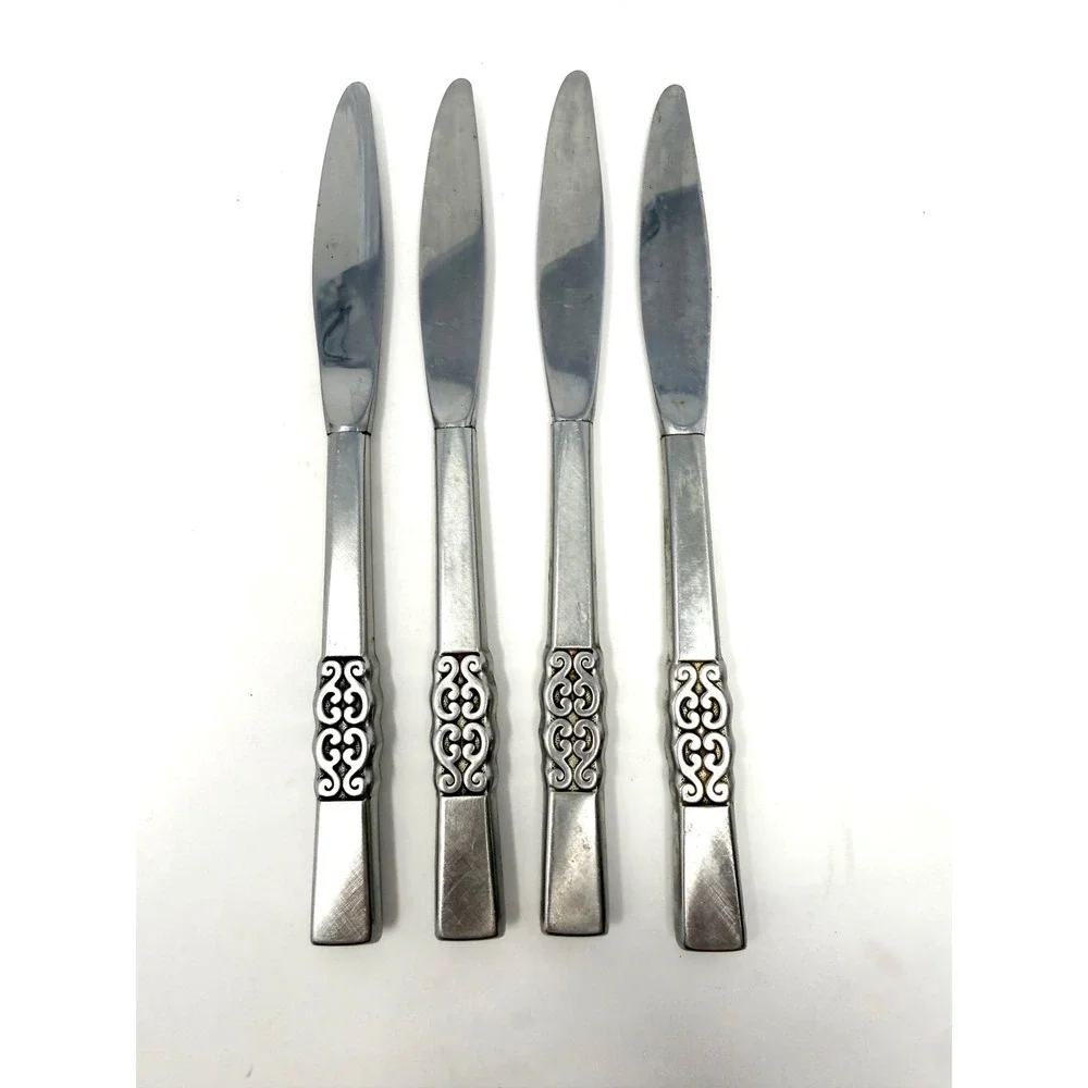 4 International‎ Stainless Deluxe Danish Scroll Filigree Medallion Dinner Knives